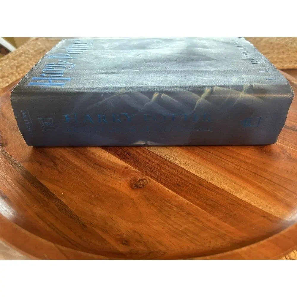 Harry Potter and The Order of the Phoenix Deathly Hallows Hardcover Books 1ST ED